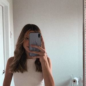 Meet your Posher, Sara-eve